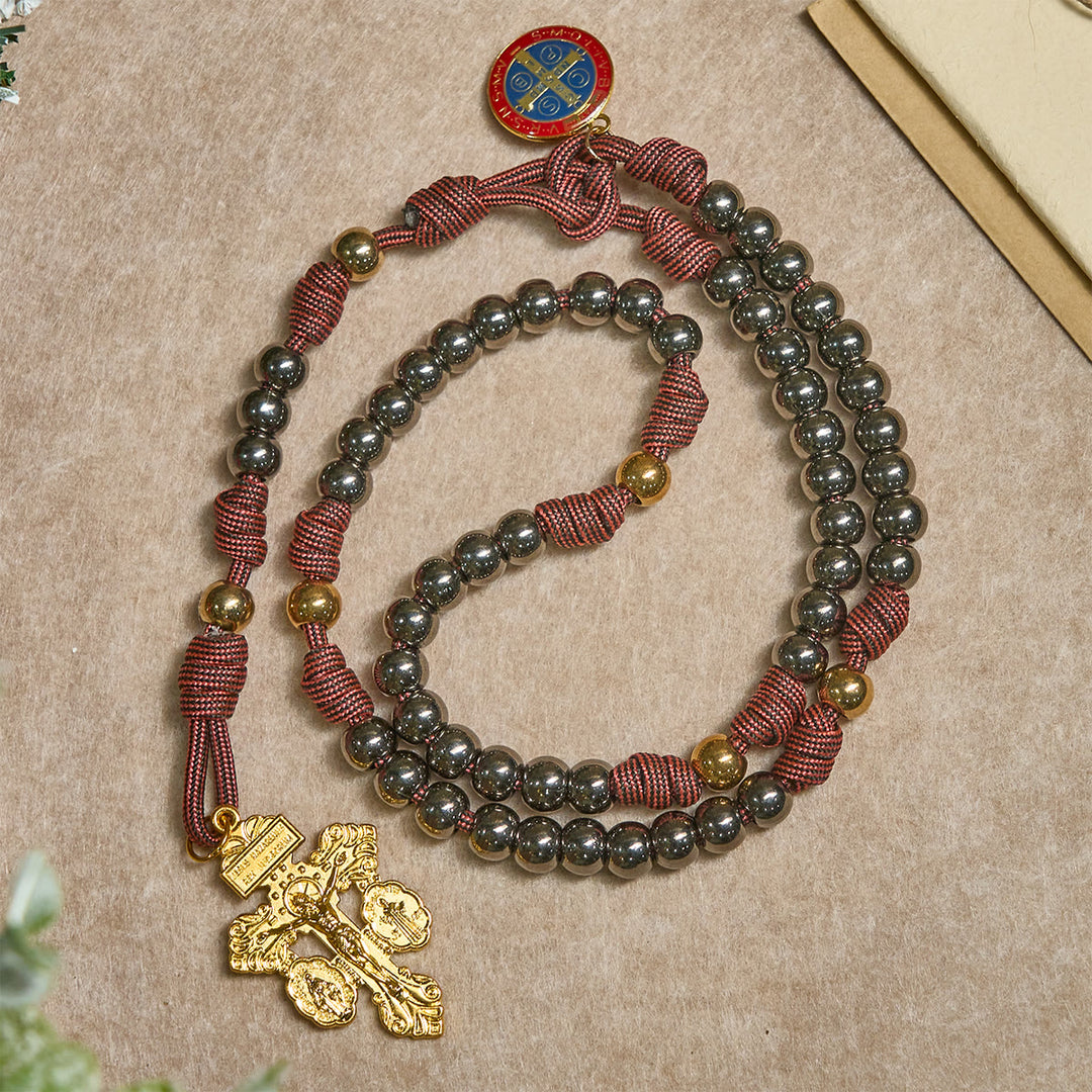 Christianartworkshop Rosenkranz aus bronzefarbenen Perlen mit Vergebungskreuz und St.-Benedikt-Verzierungen - image 5