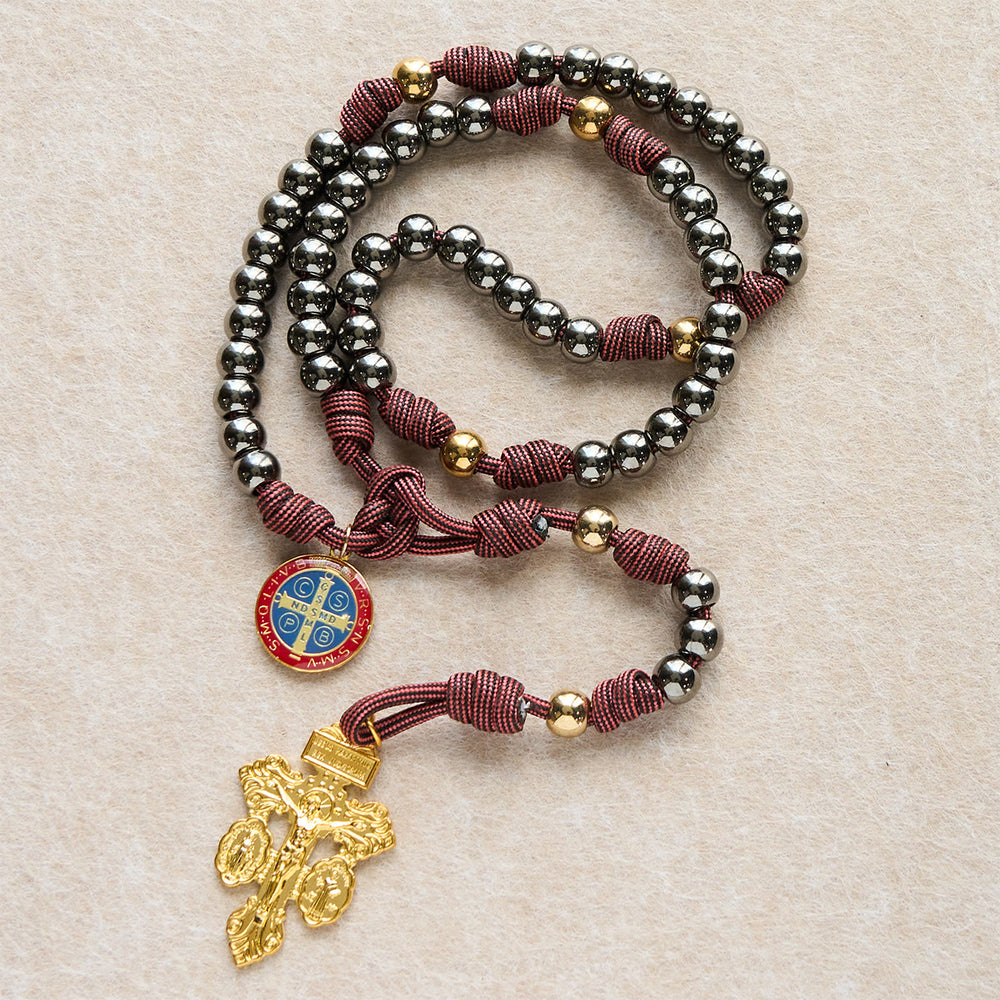 Christianartworkshop Rosenkranz aus bronzefarbenen Perlen mit Vergebungskreuz und St.-Benedikt-Verzierungen - image 1