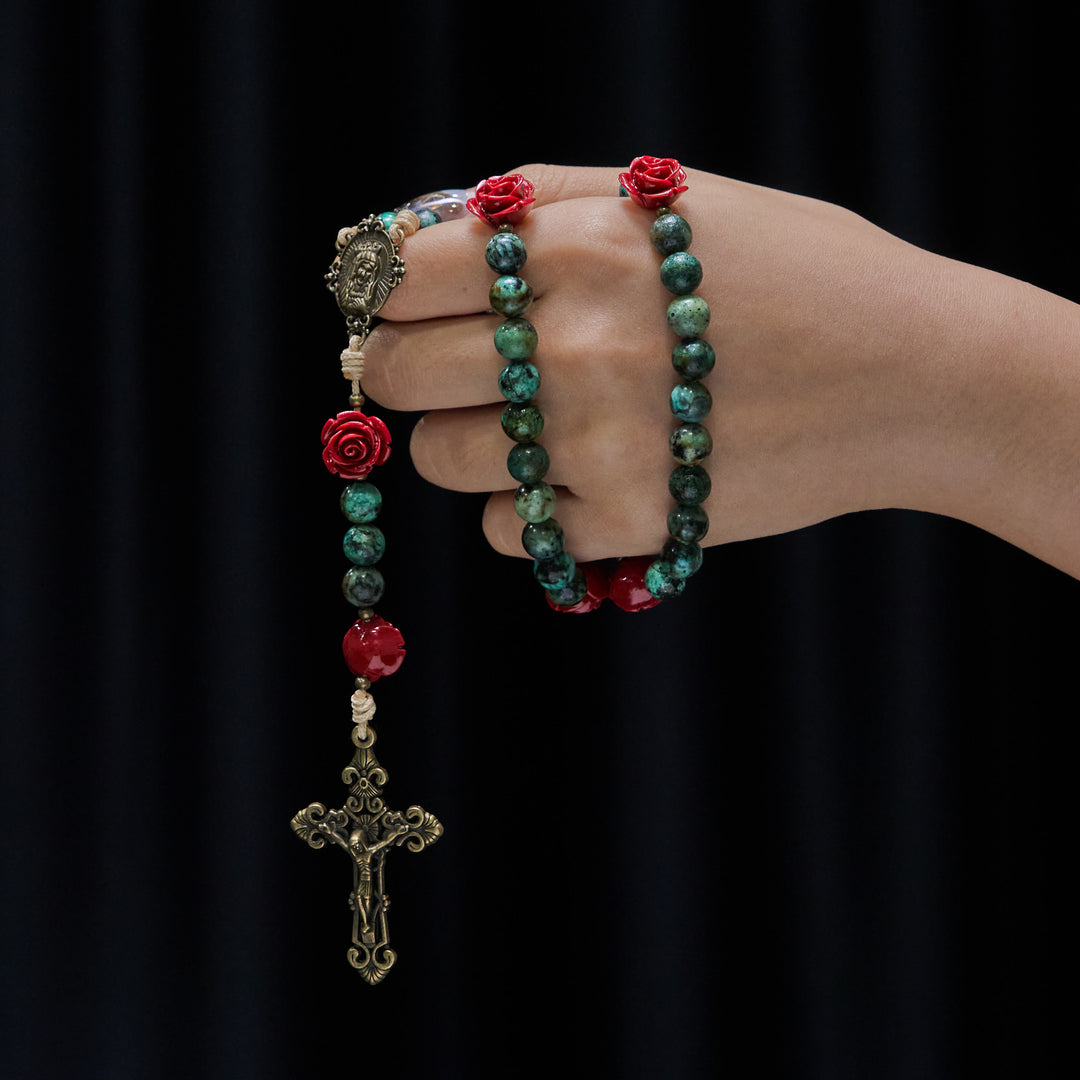Christianartworkshop Rosenkranz mit floralem Akzent und afrikanischem Türkis: Andacht & Kunsthandwerk - image 1