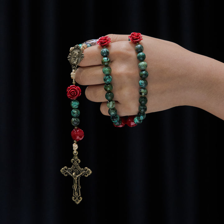 Christianartworkshop Rosenkranz mit floralem Akzent und afrikanischem Türkis: Andacht & Kunsthandwerk - image 1