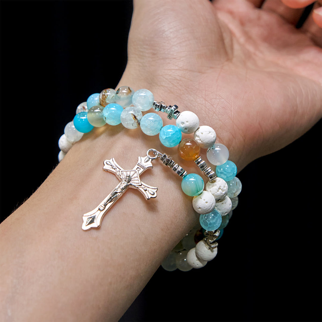 Rosenkranzarmband aus Gips und blauem Achat von Christianartworkshop: Andacht und himmlische Ruhe - image 1