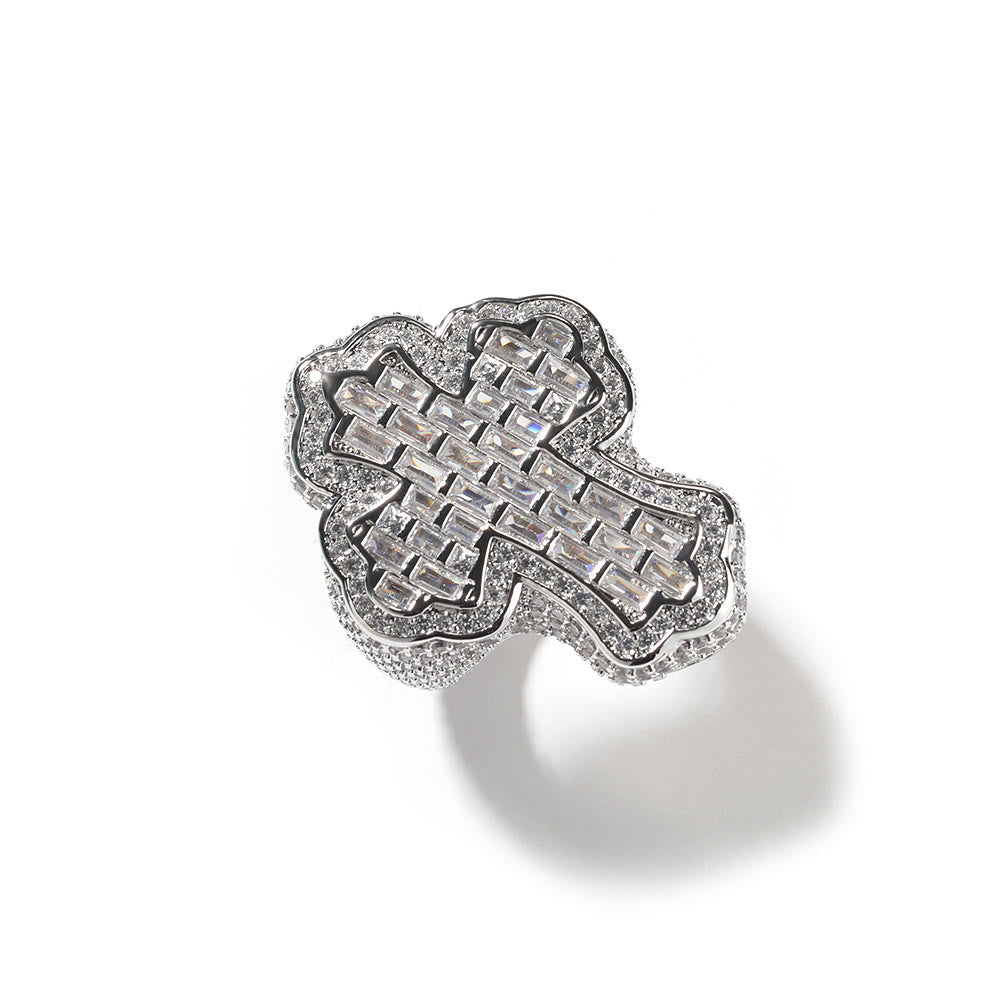 Christianartworkshop Pave Cross Ring: Sakrale Eleganz & Andachtsvoller Glamour - image 3