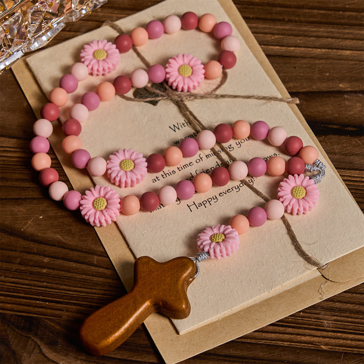 Christianartworkshop Kinderrosenkranz aus Silikon, rosa Gänseblümchen, mit Holzkreuz - image 6