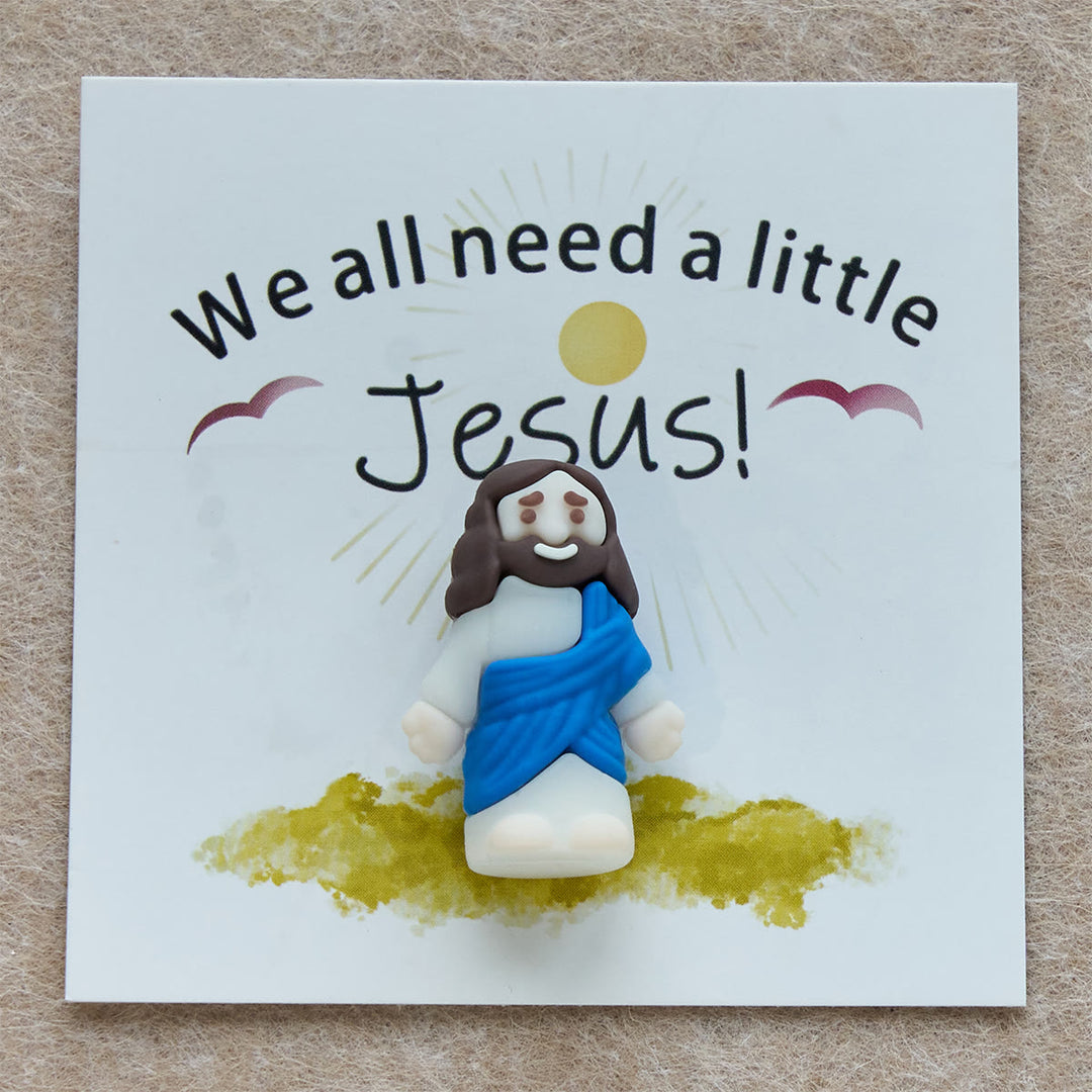Mini-Jesus-Figur von Christianartworkshop mit Karte: Wir alle brauchen einen kleinen Jesus - Blau - image 5