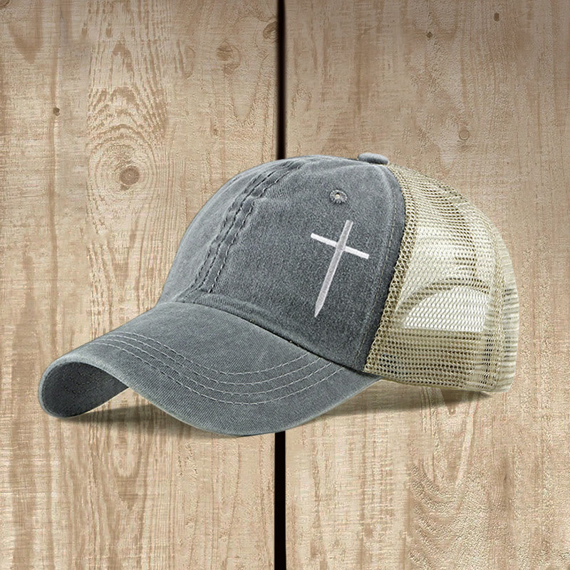 Christianartworkshop Trucker-Cap mit Kreuzstickerei: Stilvoller Ausdruck von Glauben und Spiritualität - Grau - image 2