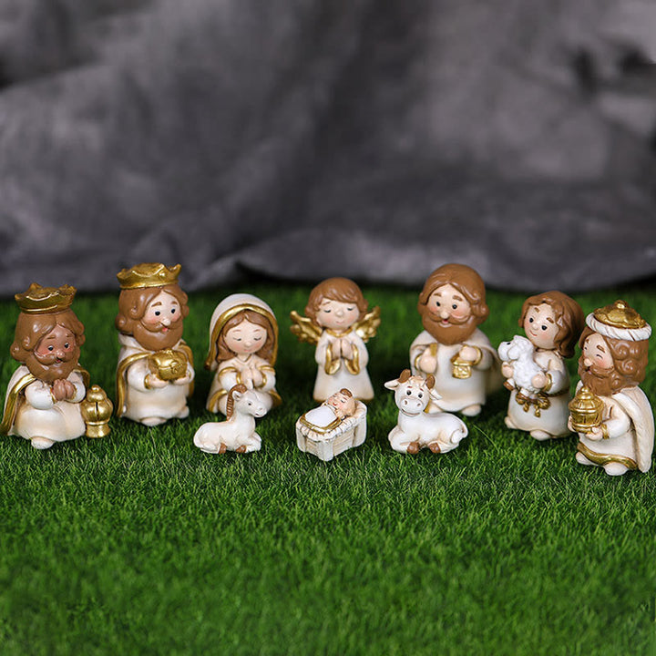 Christliche Krippenszene in zwei Farben: Weihnachtsschmuck mit festlichem Glauben und verspieltem Charme - Weiß - image 4