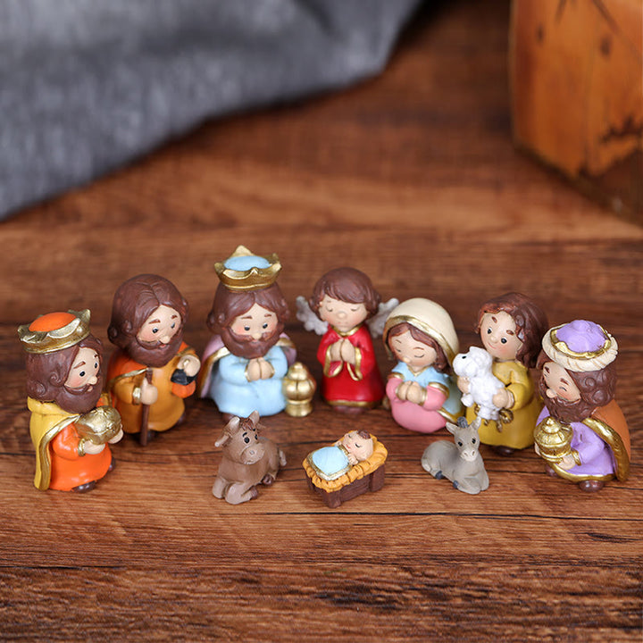 Christliche Krippenszene in zwei Farben: Weihnachtsschmuck mit festlichem Glauben und verspieltem Charme - image 3