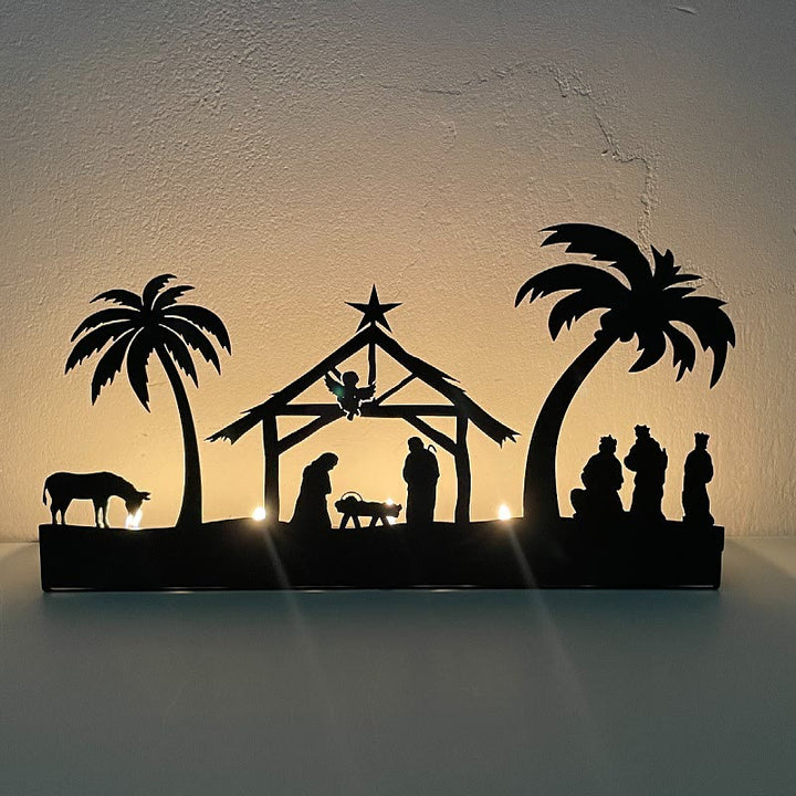 Christianartworkshop Kerzenhalter in Form einer Krippe aus Eisen: Leuchtende Krippenszene & Weihnachtsdekoration - Metall-Kerzenständer-2 - image 1