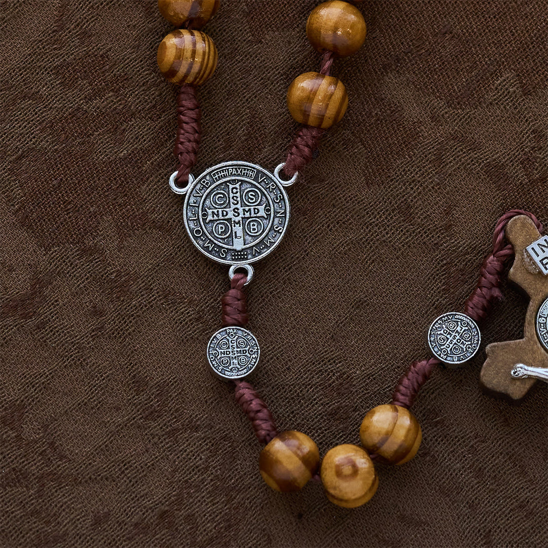 Perlenrosenkranz mit St.-Benedikt-Medaille von Christianartworkshop: Zarter Glaube für Momente des Gebets - image 6
