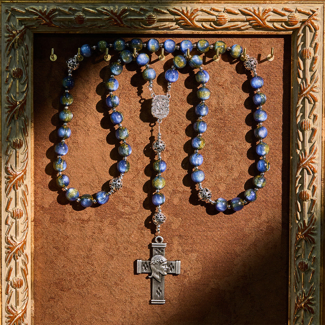 Christianartworkshop: Aufwendig verzierter Rosenkranz mit dem Heiligen Michael und Kreuz: Stille Gewissheit für das Gebet - image 2