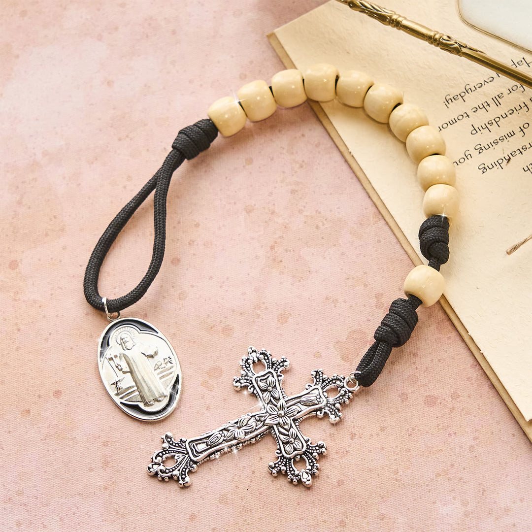 Christianartworkshop Rosenkranz aus Holzperlen mit Schutz des heiligen Benedikt - image 3
