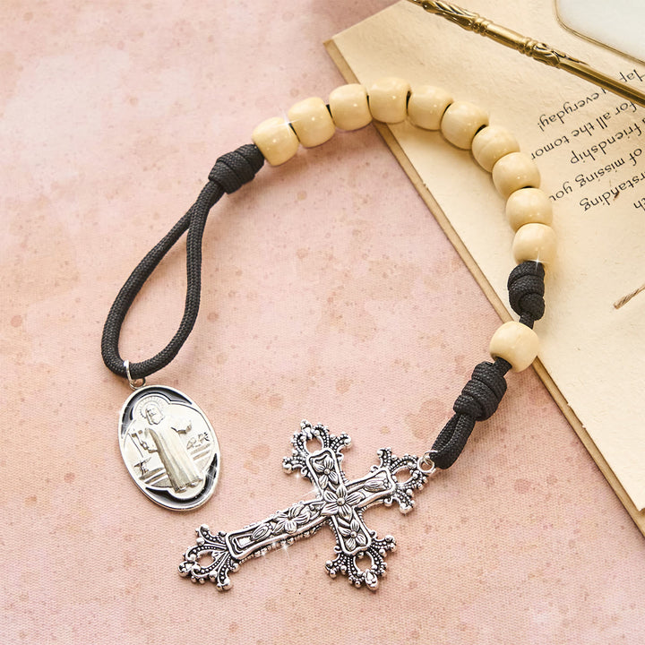 Christianartworkshop Rosenkranz aus Holzperlen mit Schutz des heiligen Benedikt - image 3