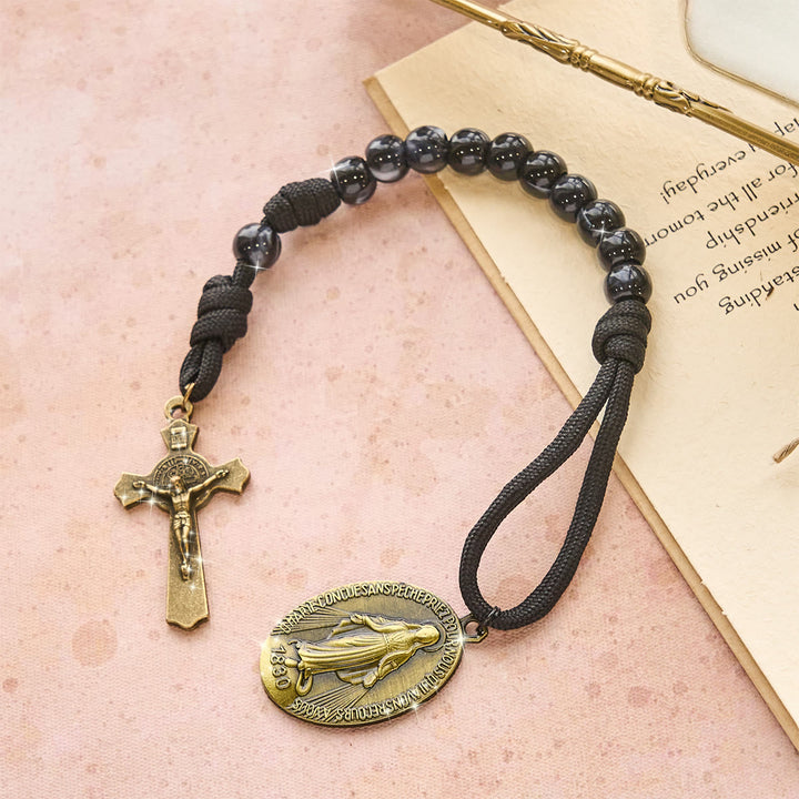 Christianartworkshop Klassischer schwarzer tragbarer Rosenkranz mit bronzenem Marienkreuz - image 4