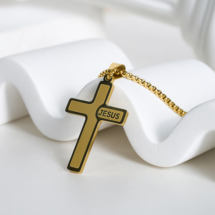 Minimalistische Kreuzkette mit „JESUS“-Detail von Christianartworkshop: Schlichter Ausdruck des Glaubens - image 5
