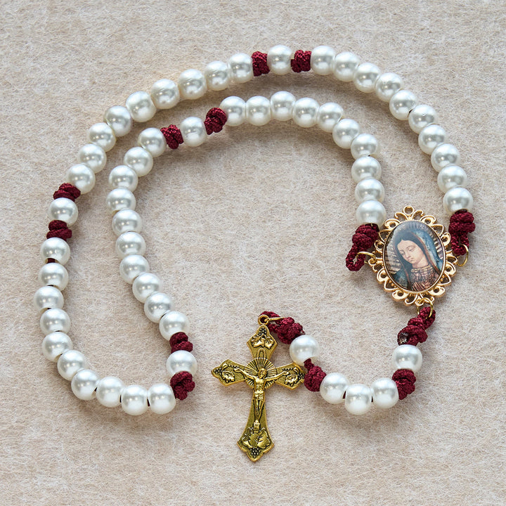Christianartworkshop Eleganter weißer Rosenkranz nach Maß mit burgunderrotem Paracord und personalisierten JESUS-Buchstaben - Kein Buchstabe - image 11