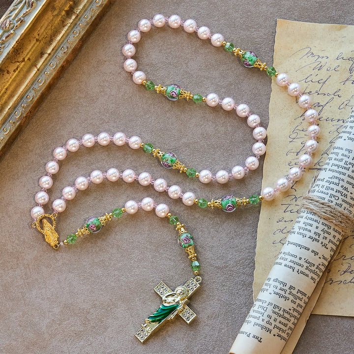 Christianartworkshop Rosenkranz „Himmlisch rosa Perlen“ zur Andacht über den Heiligen Judas mit floralen Perlen der heiligen Gnade - image 6