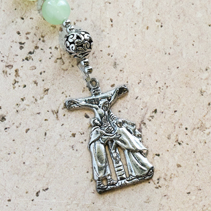 Christianartworkshop Rosenkranz mit Farbwechsel von Grün zu Rot unter UV-Licht: Sternenperlen & Andachtskreuz - image 14