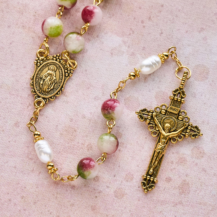 Christianartworkshop Strahlender Turmalin-Rosenkranz mit goldener Kette und Christuskreuz - image 8