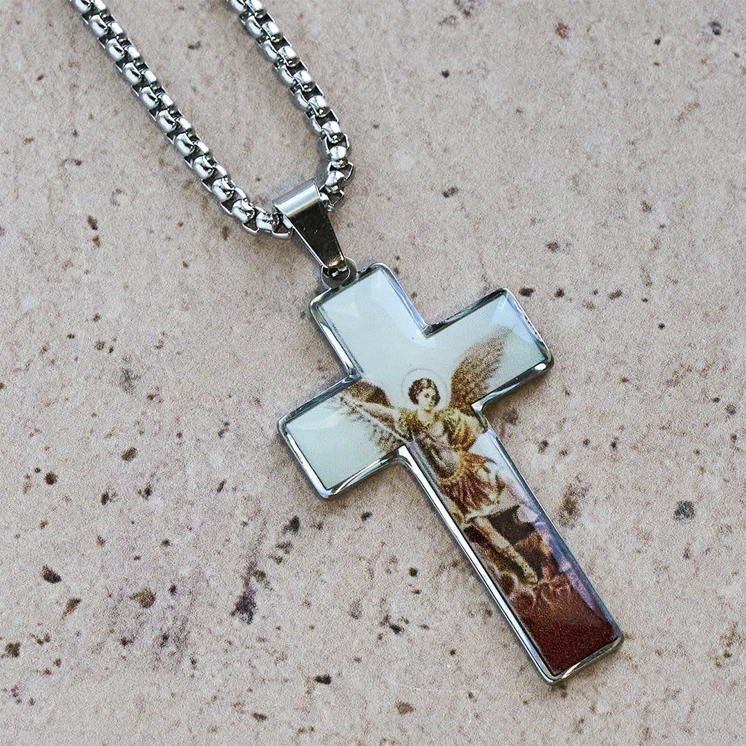 Christianartworkshop Kreuzkette mit Buntbildmotiv: Kunstvoller Glaube nah am Herzen - image 1