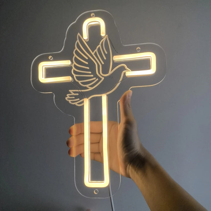 Leuchtendes Kreuz mit Taube (Neon-Dekoration) von Christianartworkshop: Symbol der göttlichen Gnade für die Inneneinrichtung - image 2