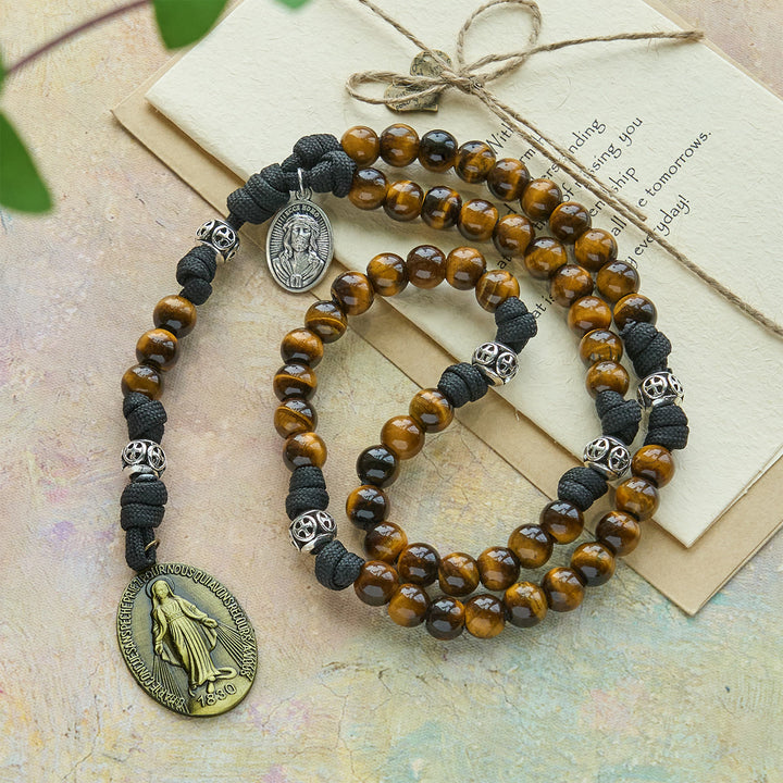 Christianartworkshop Rosenkranz „Unsere Liebe Frau im Mittelpunkt“ aus Paracord: Tigeraugenperlen & Zeitlose Medaille „Gnade“ - image 5