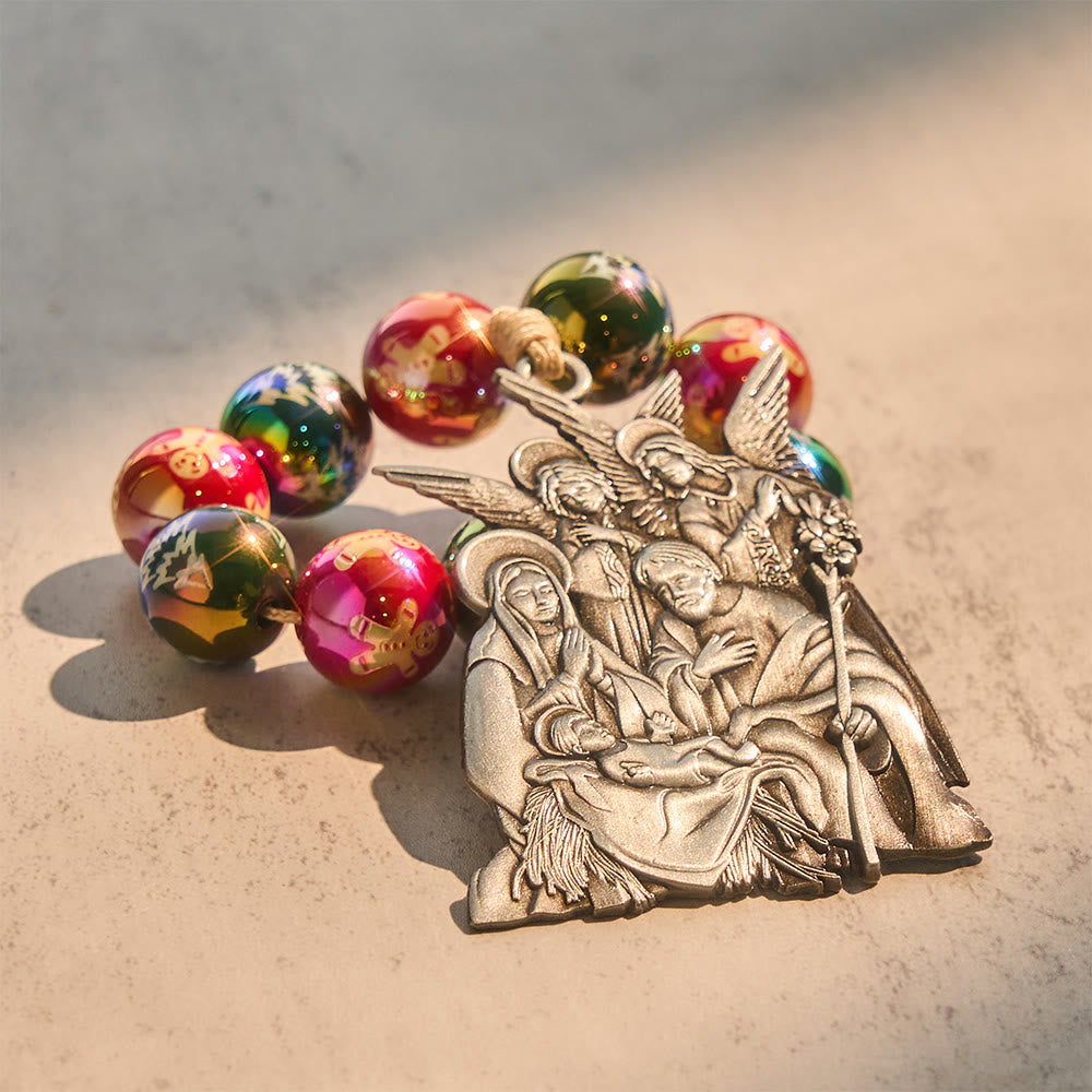 Christianartworkshop 3-teiliger Weihnachtsrosenkranz mit Krippenmotiv: Weihnachtliche Glitzerperlen & einzigartige Anhänger mit Geburtsszene - image 5
