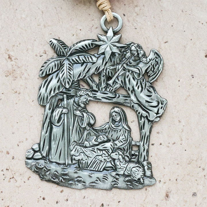 Christianartworkshop 3-teiliger Weihnachtsrosenkranz mit Krippenmotiv: Weihnachtliche Glitzerperlen & einzigartige Anhänger mit Geburtsszene - image 15