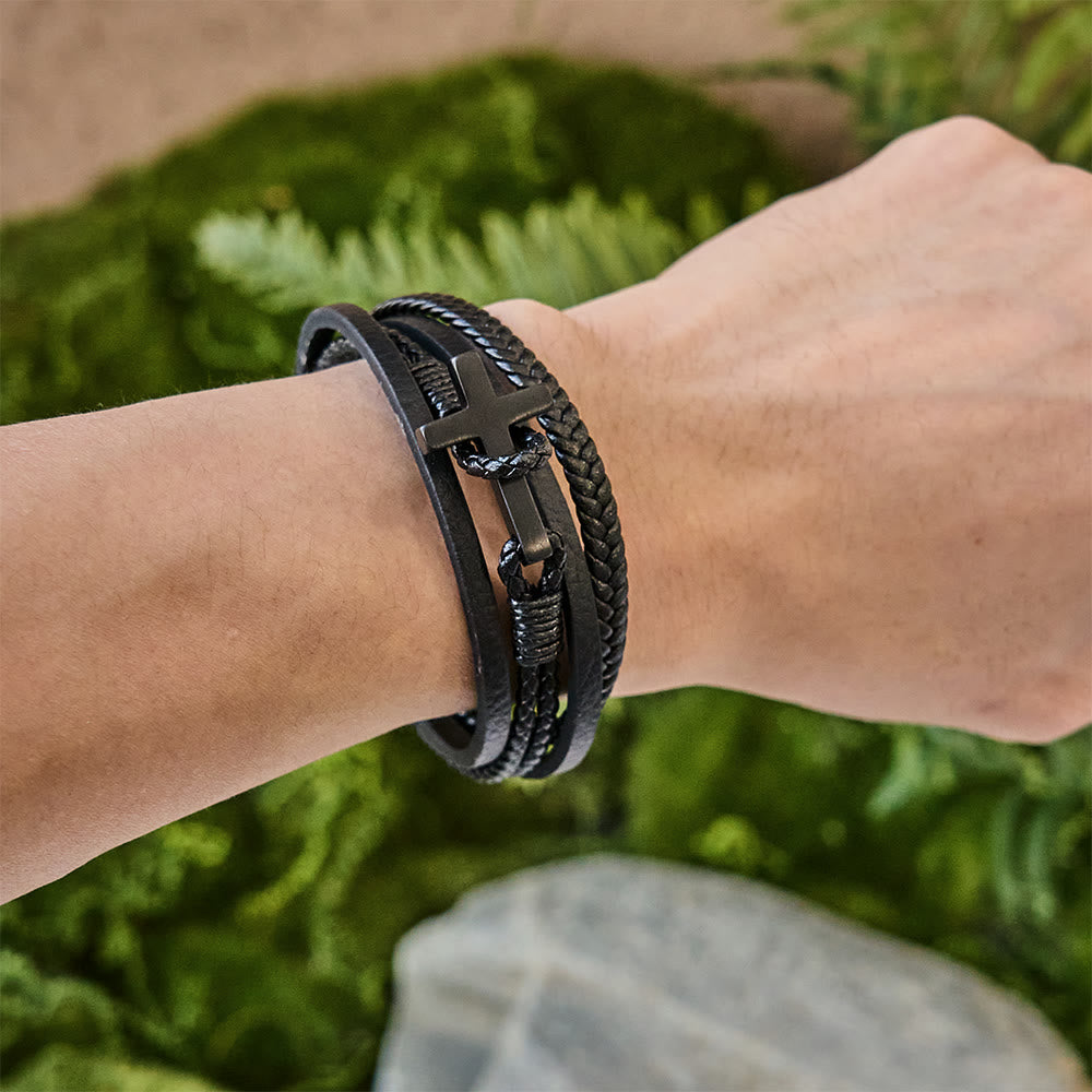 Christianartworkshop Dreifarbiges Edelstahlkreuz und geflochtenes Lederarmband - image 1