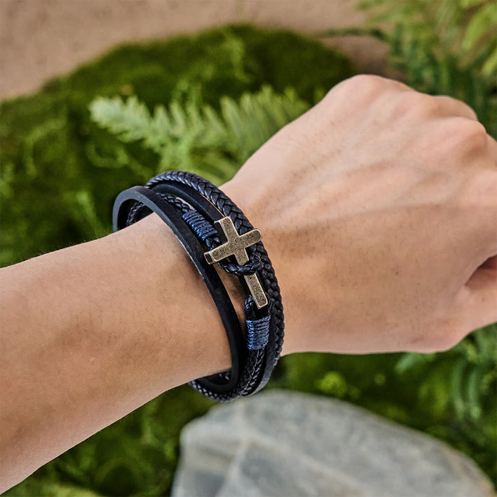 Christianartworkshop Dreifarbiges Edelstahl-Kreuz & geflochtenes Lederarmband - image 15