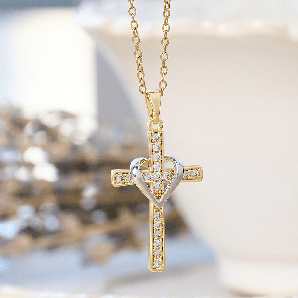 Christianartworkshop Zweifarbige Herz- und Kreuzkette mit Zirkonen: Verschmelzung von Liebe und Glauben - Goldenes Kreuz mit silbernem Herz - image 10