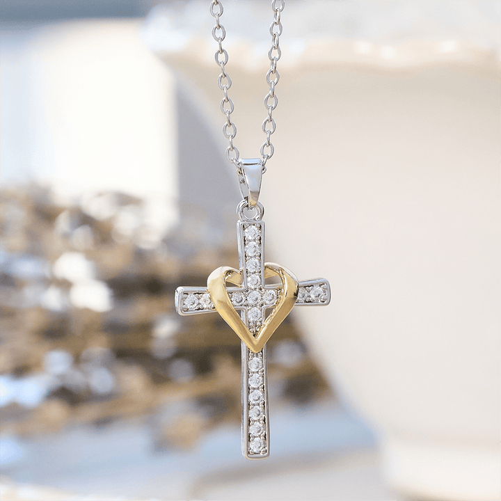 Christianartworkshop Zweifarbige Herz- und Kreuzkette mit Zirkonen: Verschmelzung von Liebe und Glauben - Silbernes Kreuz mit goldenem Herz - image 14