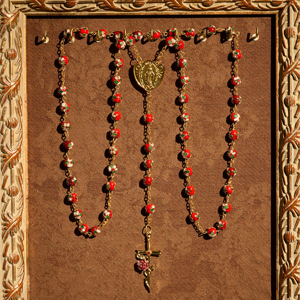 Vintage-Rosenkranz aus Emaille von Christianartworkshop: Rot-grüne Perlen und goldener Herzanhänger mit Marienmotiv - Rosenkranz aus Emaille - image 0