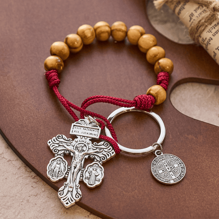 Christianartworkshop Kruzifix & St.-Benedikt-Medaille Rosenkranz aus Holz: Sanfte Erinnerung an den Frieden - Rotes Seil - image 0