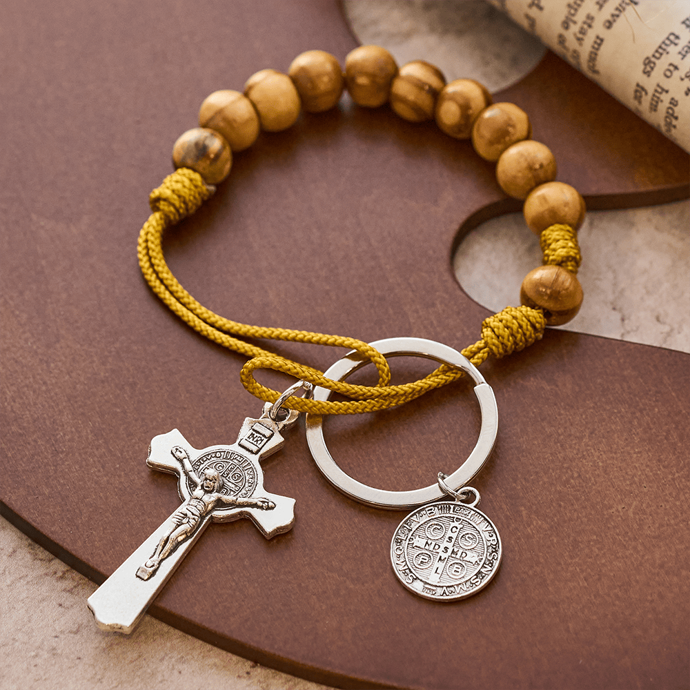 Christianartworkshop Kruzifix & St.-Benedikt-Medaille Rosenkranz aus Holz: Sanfte Erinnerung an den Frieden - Gelbes Seil - image 7