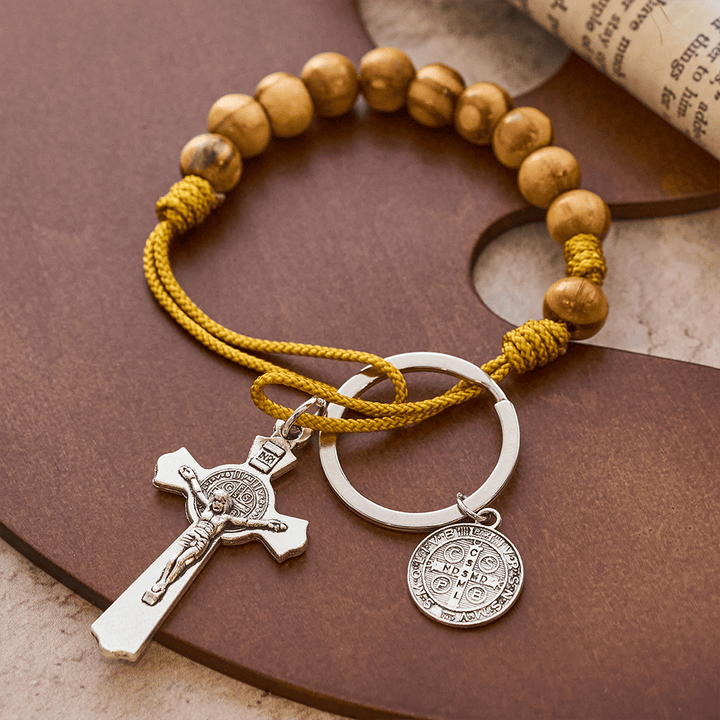 Christianartworkshop Kruzifix & St.-Benedikt-Medaille Rosenkranz aus Holz: Sanfte Erinnerung an den Frieden - Gelbes Seil - image 7