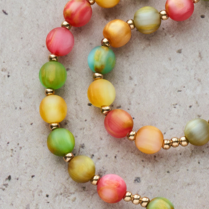 Christianartworkshop Regenbogen-Rosenkranz-Armband „Leuchtender Glaube“: Bunte Perlen und die heilige goldene Jungfrau Maria - image 7