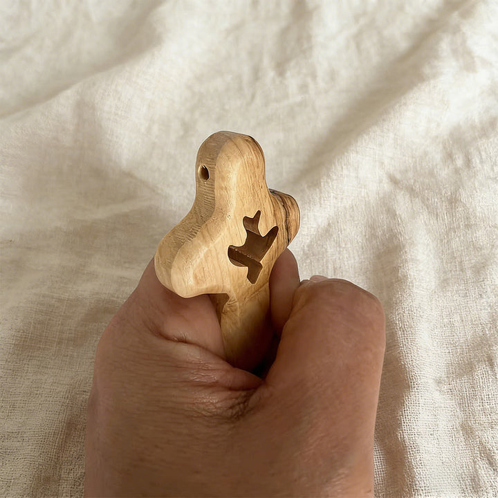 Christianartworkshop Taschenkreuz mit Vogelmotiv: Ein zuverlässiger Begleiter für unterwegs - image 2