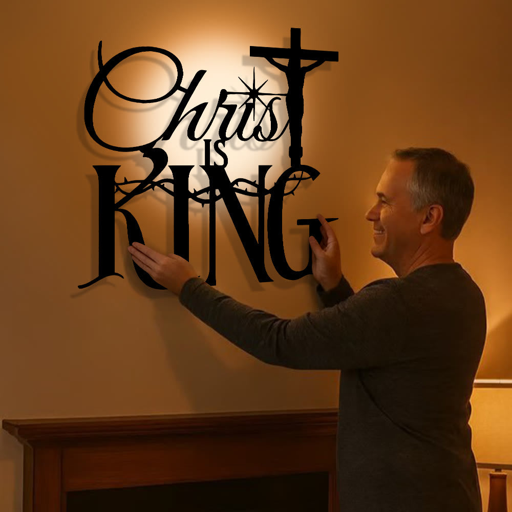 Christianartworkshop Dornen-Akzent „Christus ist König“ – Metall-Wanddekoration: Beeindruckender Komfort mit heiliger Bedeutung - image 1