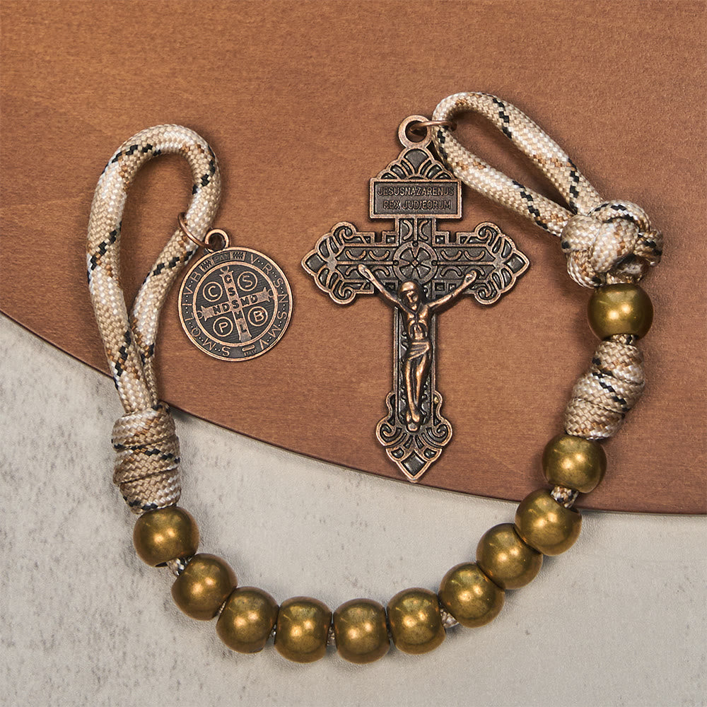 Christianartworkshop Rustikaler Rosenkranz aus Bronze mit Kupferfigur des Heiligen Benedikt und Kruzifix - image 5