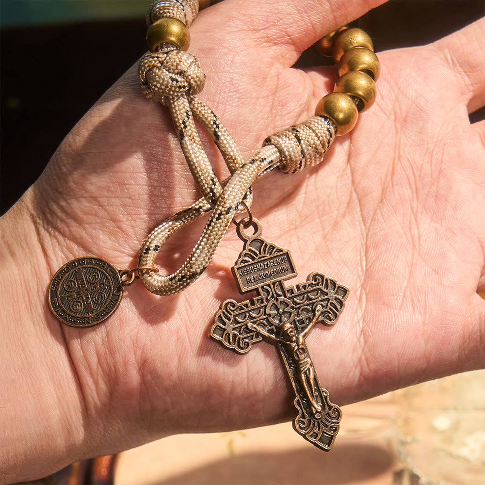 Christianartworkshop Rustikaler Rosenkranz aus Bronze mit Kupferfigur des Heiligen Benedikt und Kruzifix - image 1