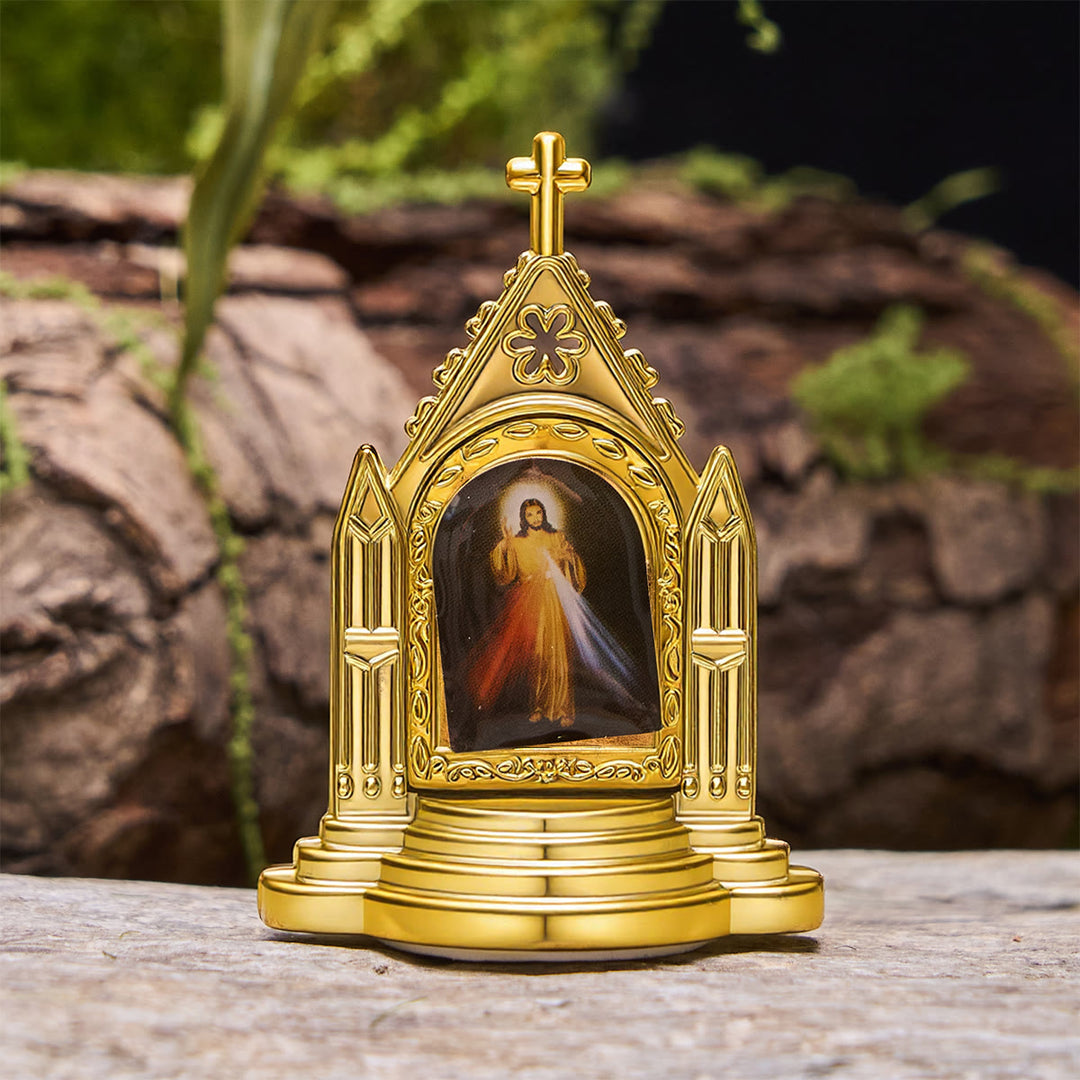 Christianartworkshop – Tischdekoration mit kunstvoll verziertem Rahmen und heiliger Figur: Seine Gegenwart in sanfter Darstellung - Jesus - image 7