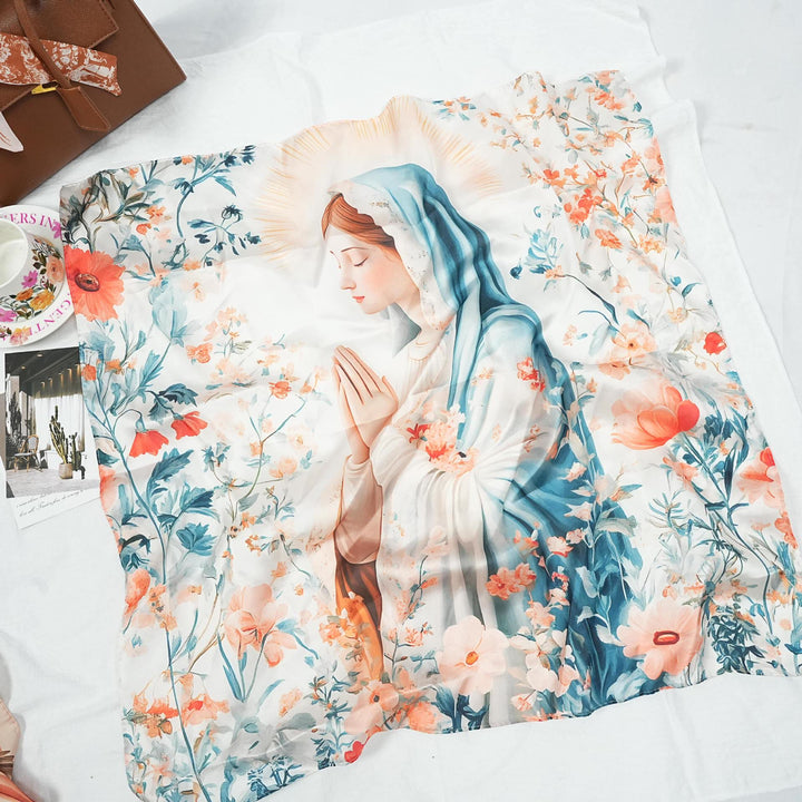 Christianartworkshop Satinschal „Serene Madonna“: Eine Blüte der Hingabe - E - image 7