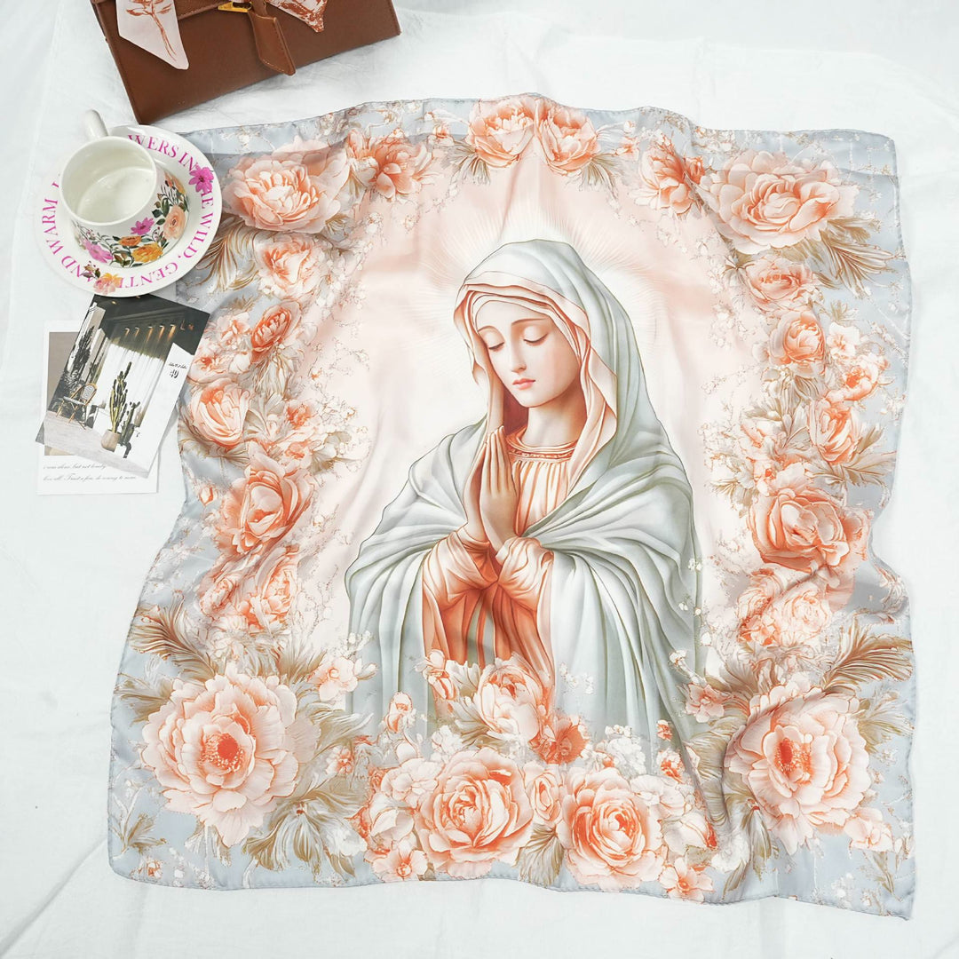 Christianartworkshop Satinschal „Serene Madonna“: Eine Blüte der Hingabe - D - image 6