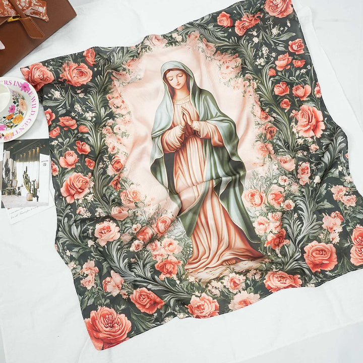 Christianartworkshop Satinschal „Serene Madonna“: Eine Blüte der Hingabe - F - image 8