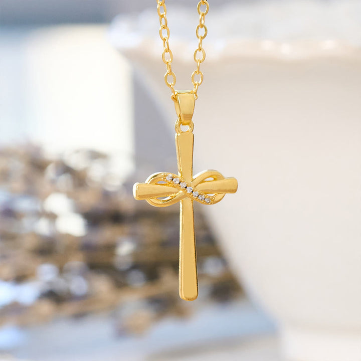 Christianartworkshop Möbius-Kreuz- und Zirkon-Halsketten: Sanfter Tragekomfort mit heiliger Symbolik - Golden - image 0