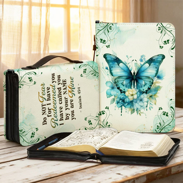 Personalisierter Schmetterlings-Bibelumschlag von Christianartworkshop: Sanfte Transformation für sein Wort - 2XL - Standard (keine Sonderanfertigung) - image 0