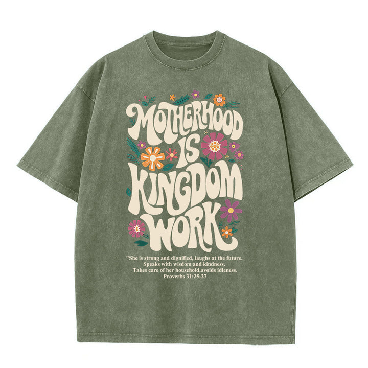 Christianartworkshop Mutterschaft ist Königreich Arbeit mit Blumen Unisex-T-Shirt (gewaschen) - Armeegrün - 4XL - image 5