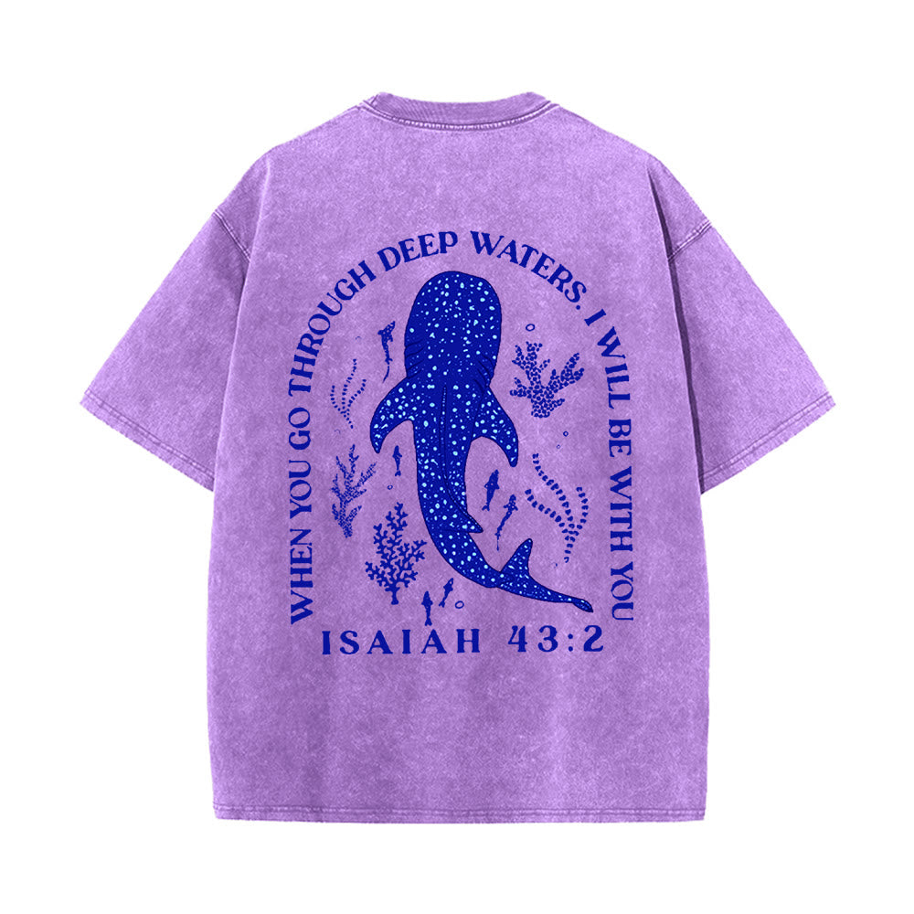 Christianartworkshop Ich werde bei dir sein Doppelseitiges Unisex-T-Shirt aus gewaschenem Stoff - Lila - 5XL - image 14