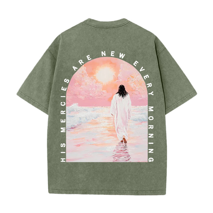 Christianartworkshop „Seine Barmherzigkeit ist neu“ – doppelseitiges, gewaschenes Unisex-T-Shirt - Armeegrün - 5XL - image 10