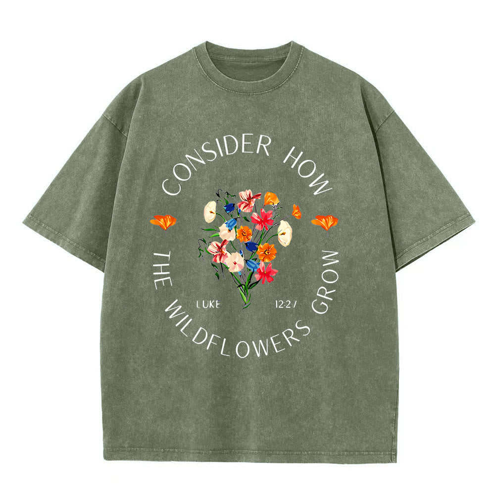 Christianartworkshop „Betrachte, wie die Wildblumen wachsen“ Unisex-T-Shirt (vorgewaschen) - Armeegrün - 5XL - image 5